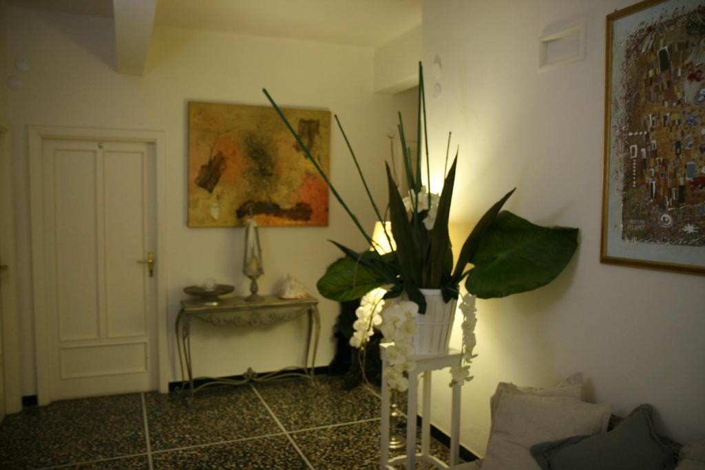 Hotel Gabbiano Аласио Екстериор снимка